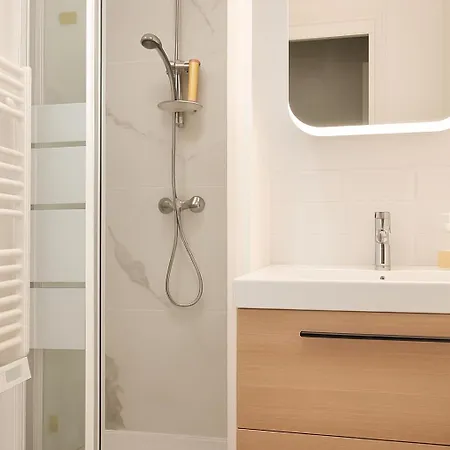 Arc De Triomphe-carnot Luxury & Design With Ac Paris