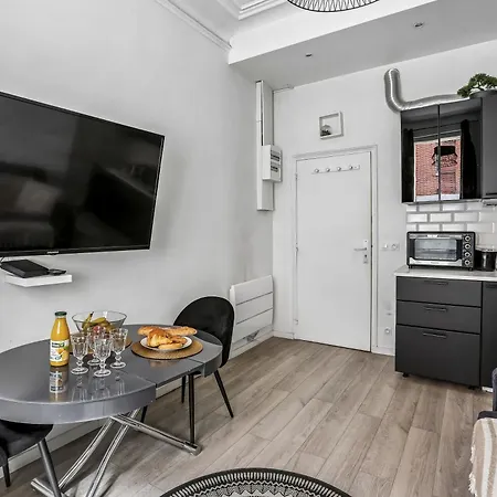 Apartment Arc De Triomphe-carnot Luxury & Design With Ac