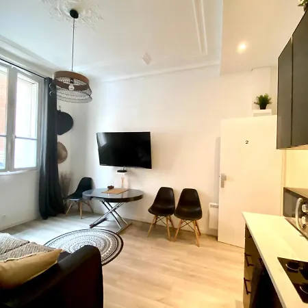 Apartman Arc De Triomphe-carnot Luxury & Design *