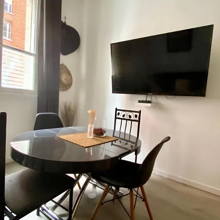 Arc De Triomphe-carnot Luxury & Design