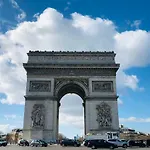 Arc De Triomphe-carnot Luxury & Design *