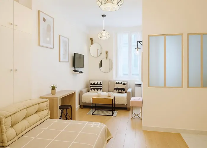 아파트 Arc De Triomphe-carnot Luxury & Design